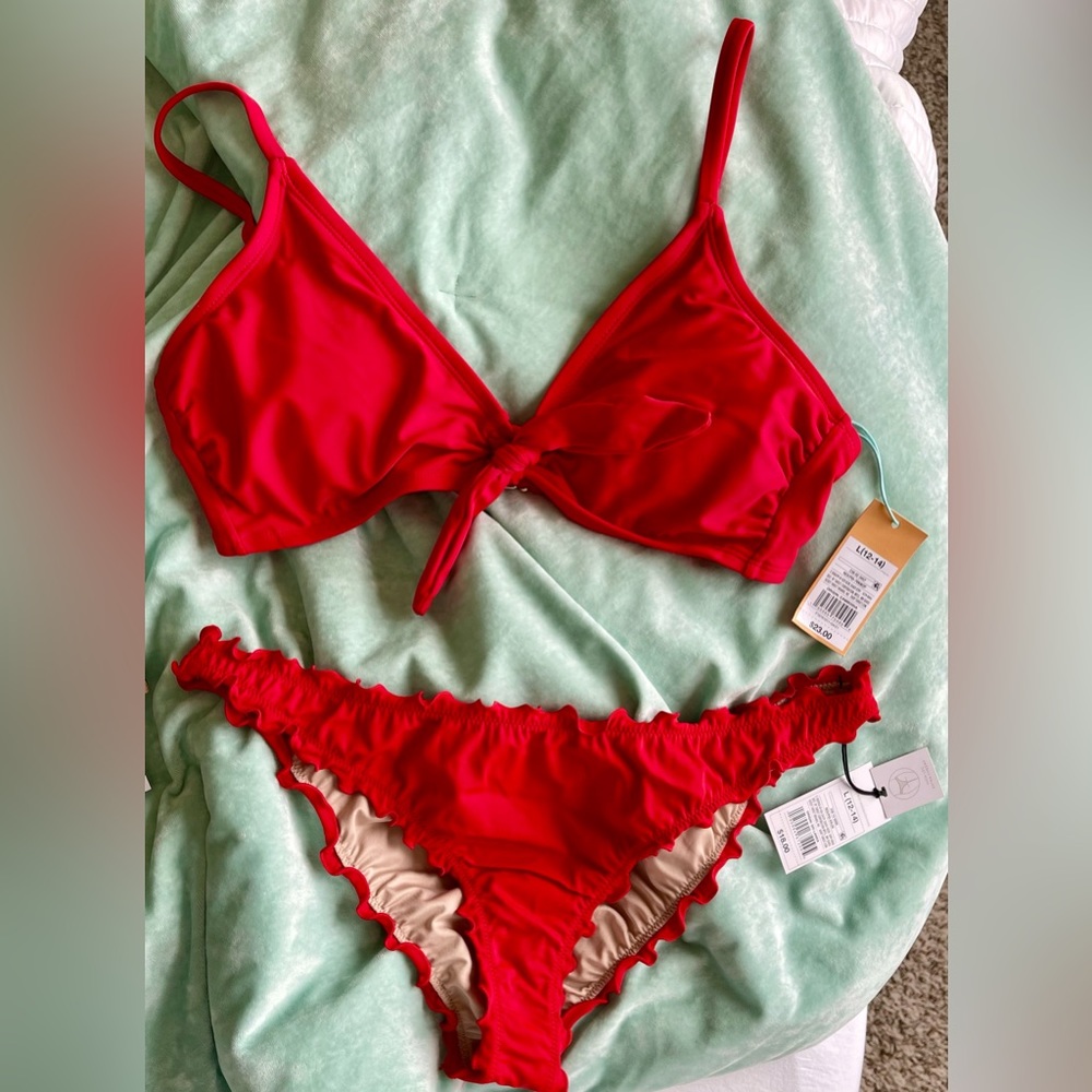 NWT Shade & Shore bikini set. Size L (12-14)